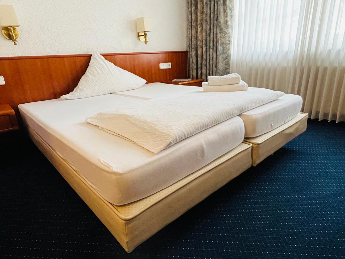 Hotel Weller Kahl Am Main Εξωτερικό φωτογραφία